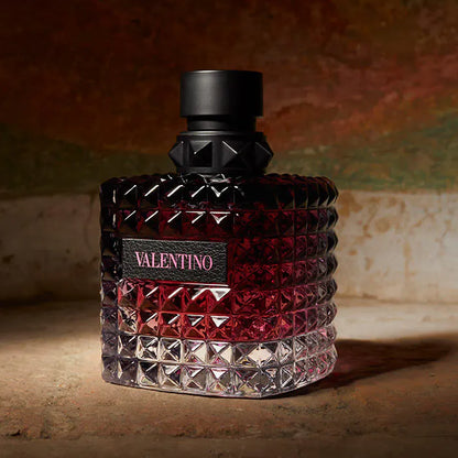Valentino Born In Roma Donna Eau De Parfum Intense 50ml